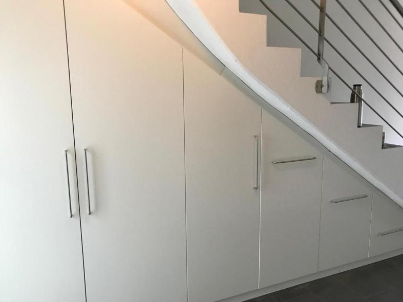 Schrank unter Treppe 2